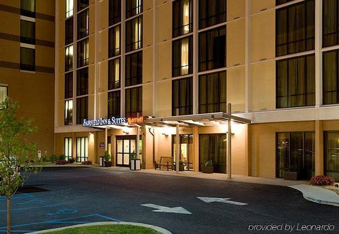 Fairfield Inn & Suites Louisville Downtown Exterior photo